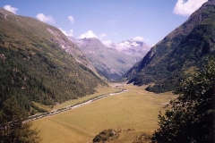 2001_04
