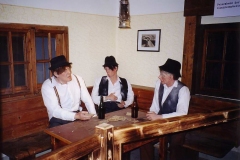 2001_43