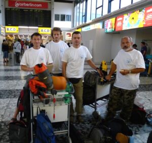 02 Expedicna skupina zlava Tomas Maco Duri a Jano